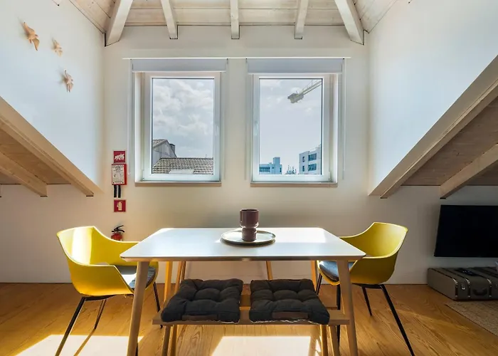 Guestready - A Nest With A Twist *