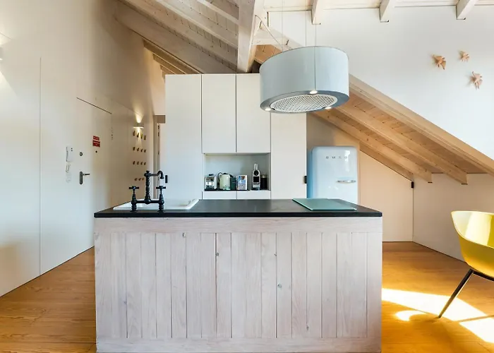 Guestready - A Nest With A Twist *