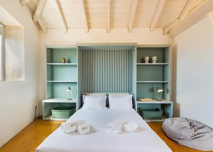 Guestready - A Nest With A Twist *