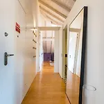 Guestready - A Nest With A Twist Lägenhet